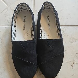 TOMS Women's Classic Black Flats